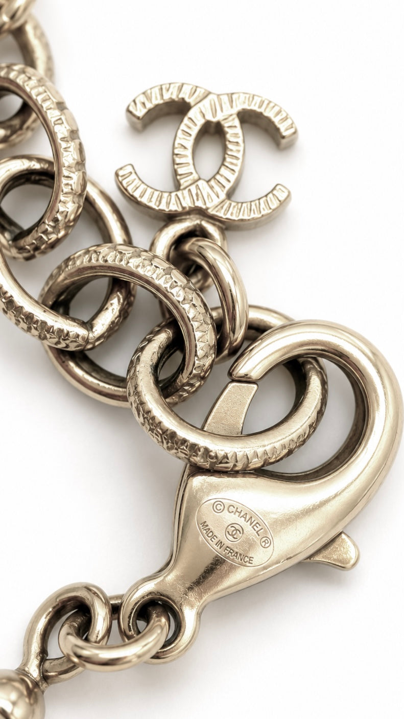 CHANEL VINTAGE LONG NECKLACE