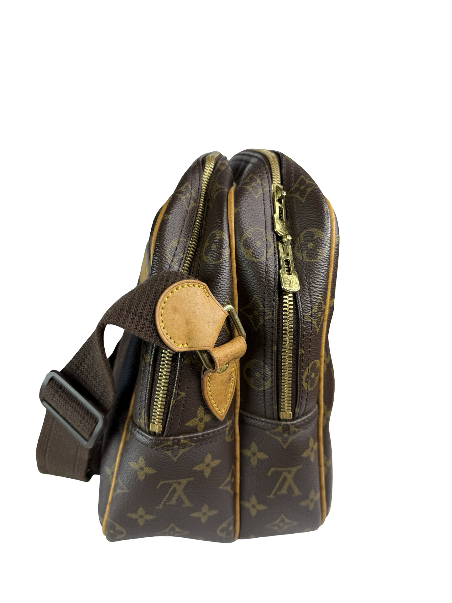 LOUIS VUITTON LV Monogram Reporter GM