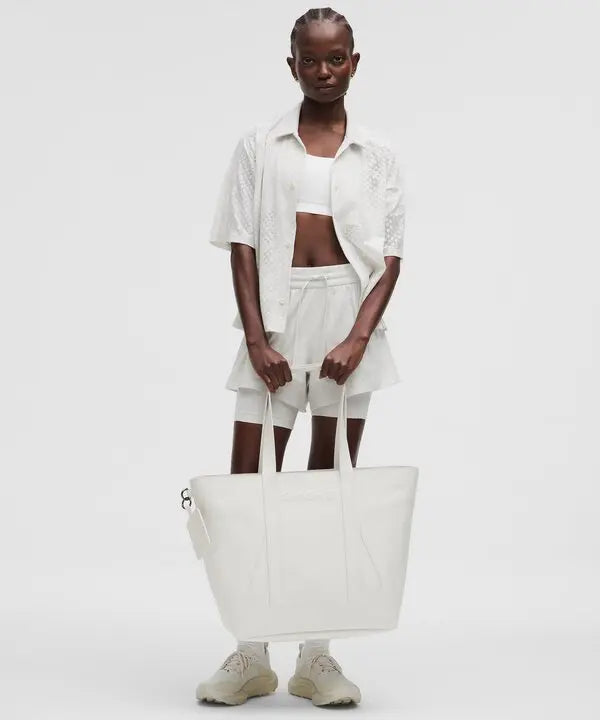 LULULEMON COLLECTION, TOTE BAG LSLNSH COLLAB 25L