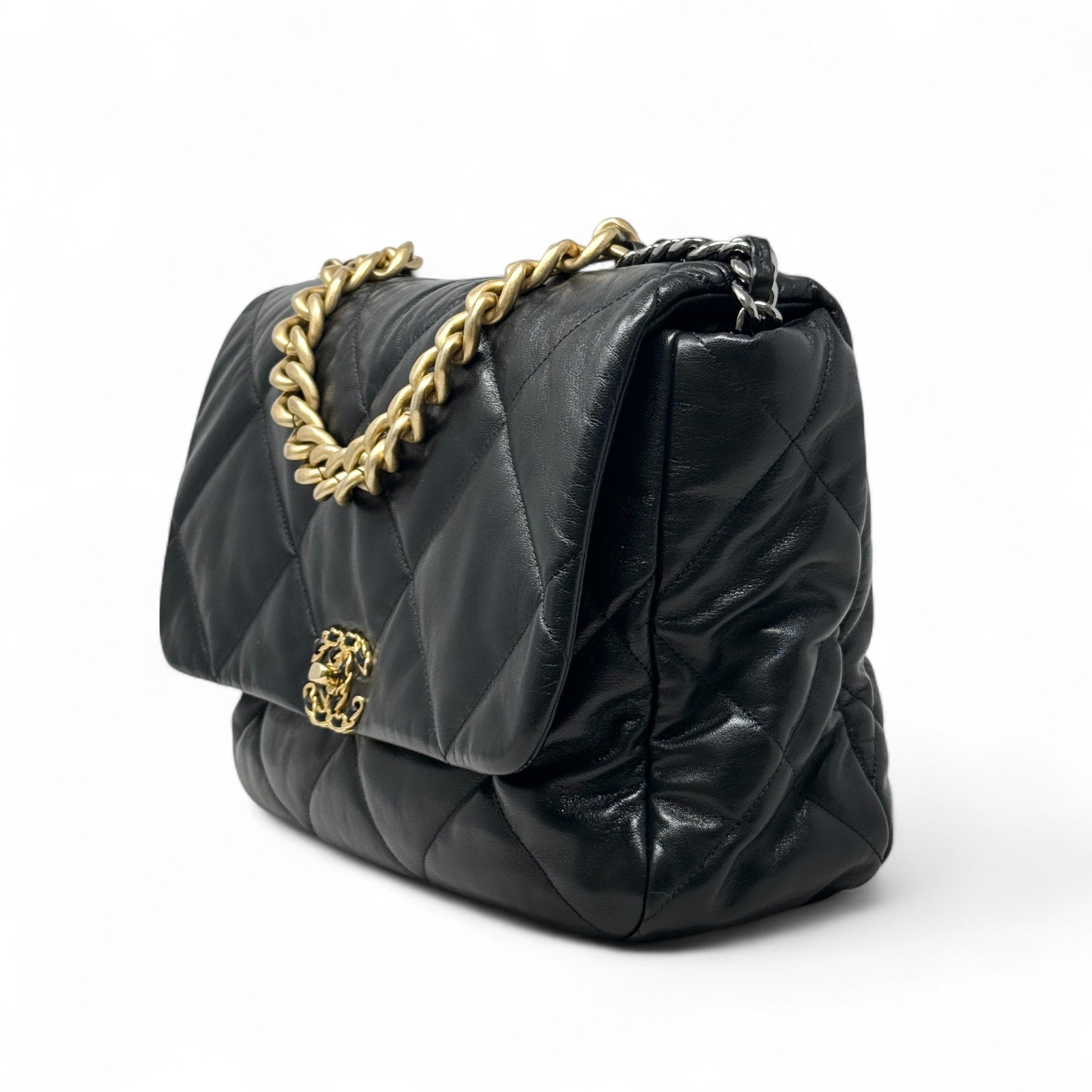 CHANEL 19 LARGE BLACK
