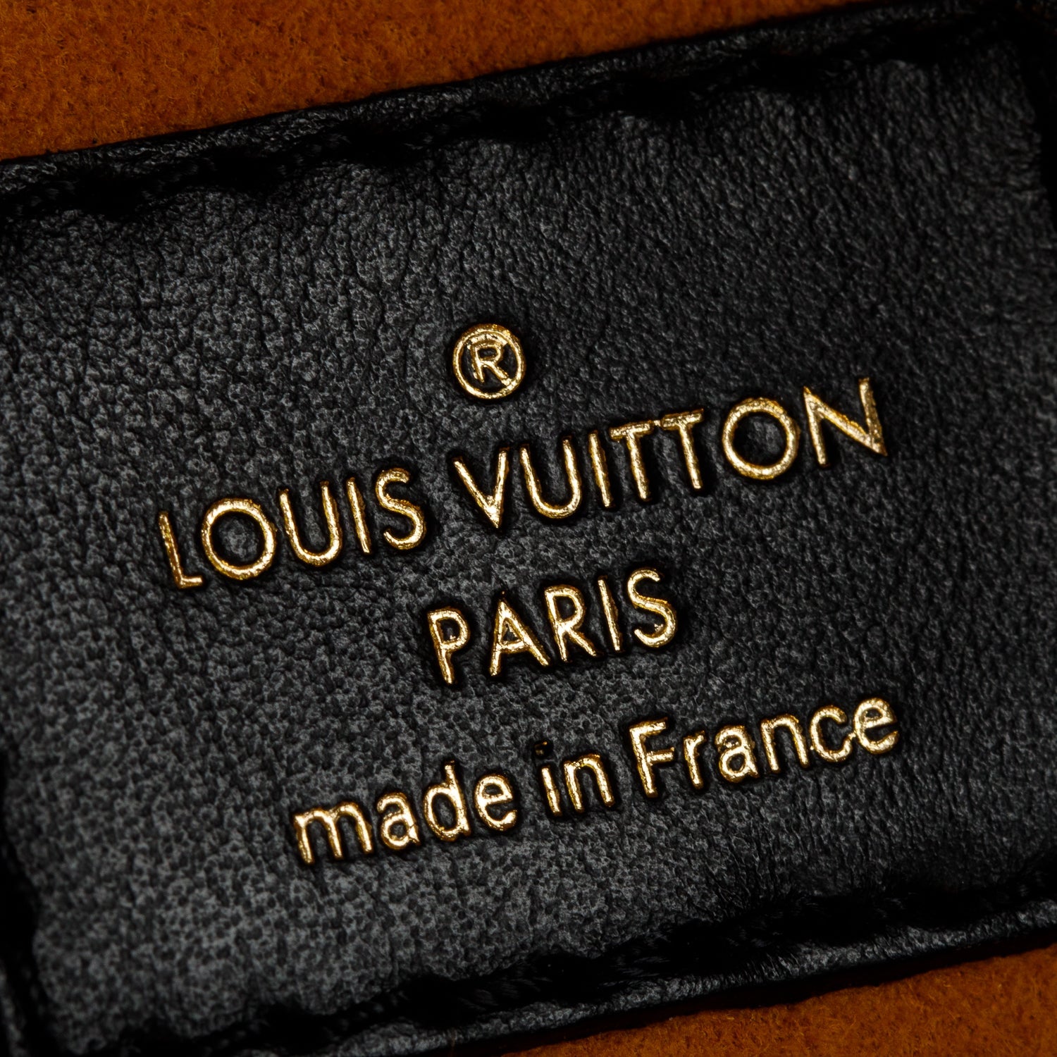 LOUIS VUITTON LV 2022 Black Calf Monogram Tufting On My Side MM