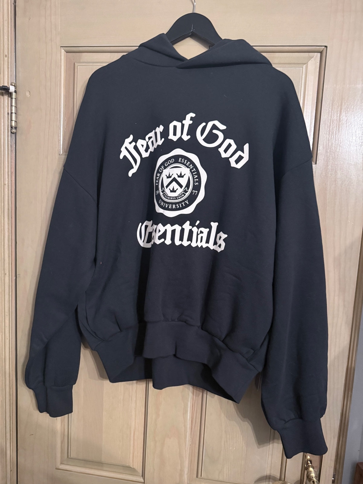 Essentials Fear of God Men's Black Pullover Hoodie, New with Tags