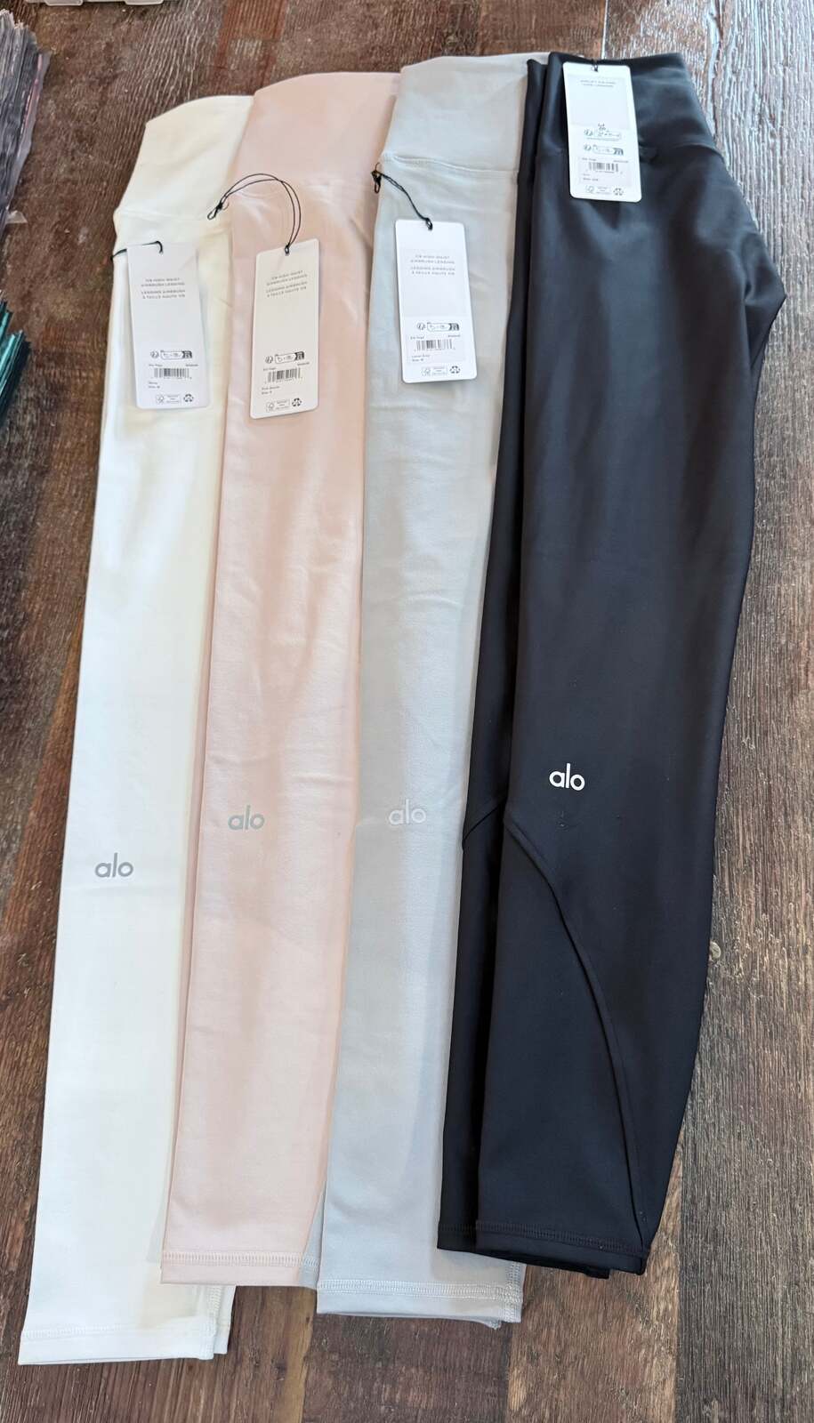 Alo Yoga 7/8 High-Waist Airbrush Legging – White | New With Tags