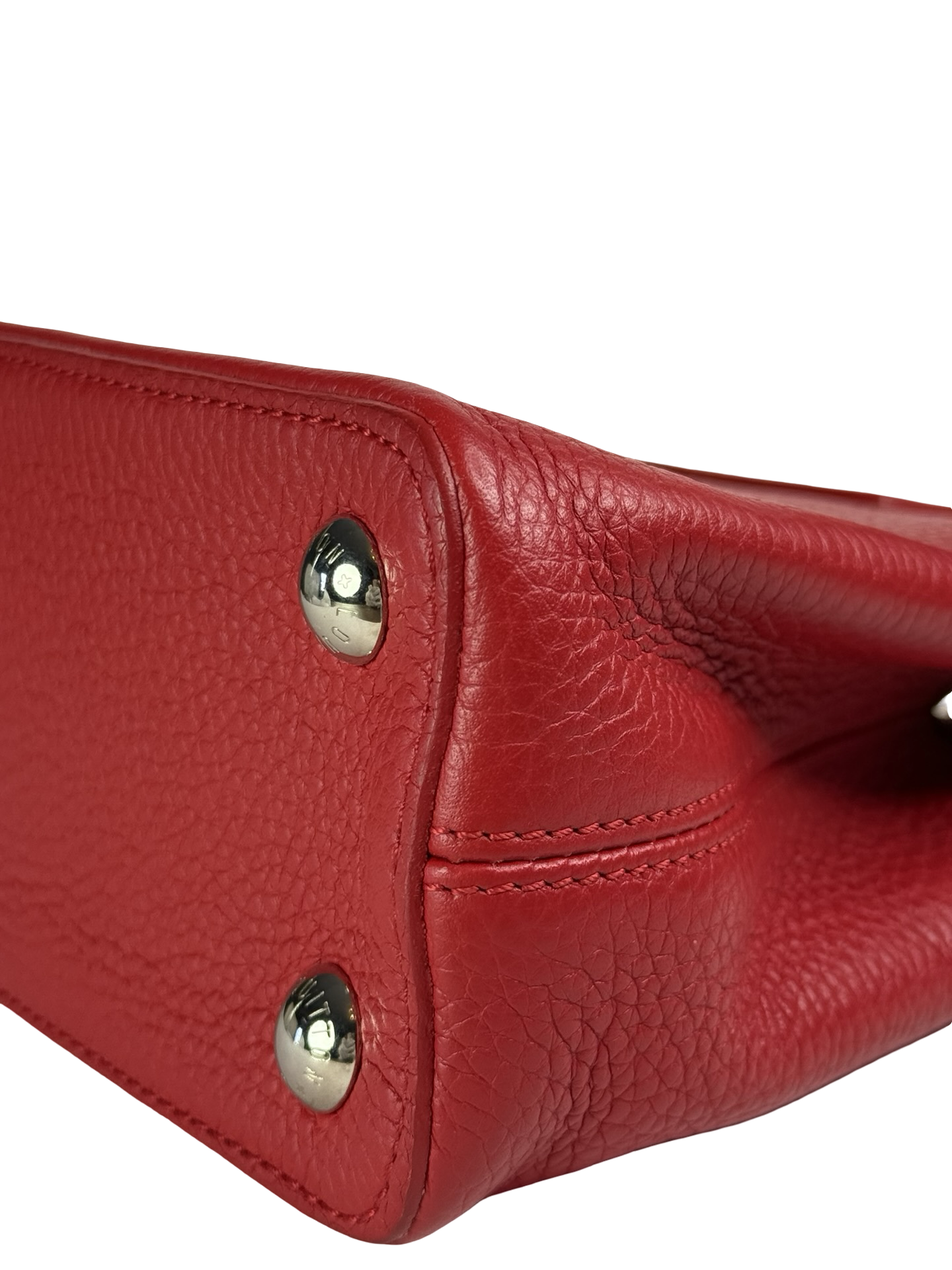 LOUIS VUITTON LV Taurillon Capucines PM