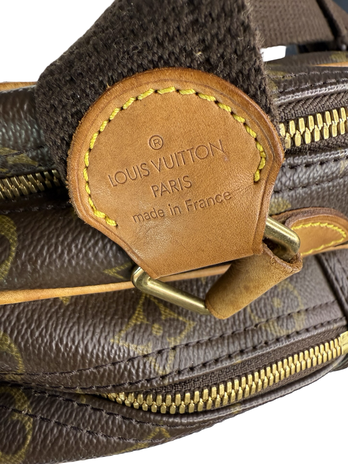 LOUIS VUITTON  LV Monogram Reporter GM