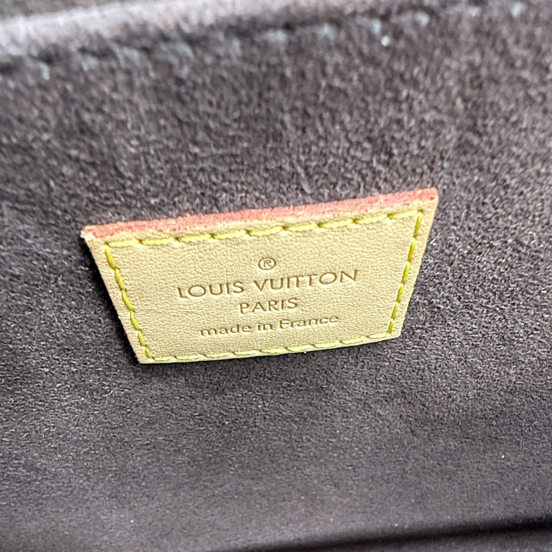 Louis Vuitton Pochette Métis Monogram Canvas Crossbody Bag | Full Set