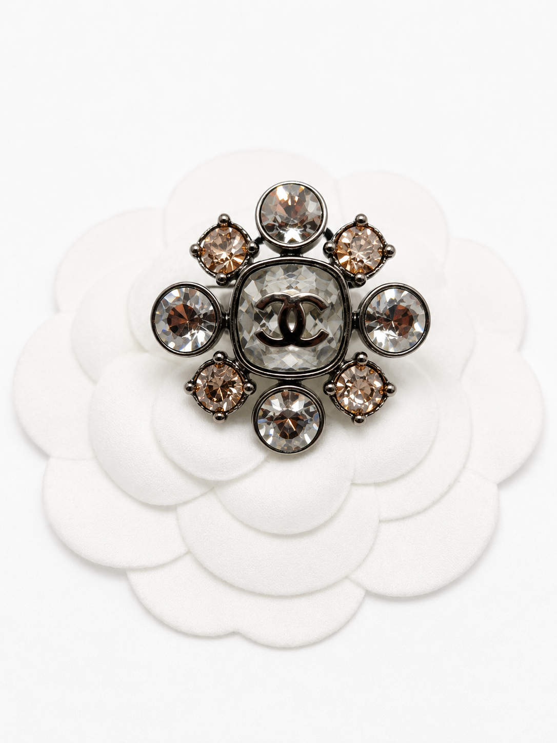 CHANEL CC EMBELLISHED CRYSTAL FLOWER SILVER TONE COCKTAIL RING