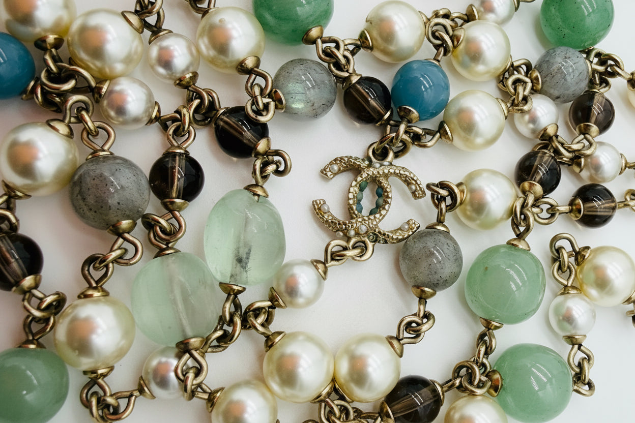 CHANEL VINTAGE LONG NECKLACE
