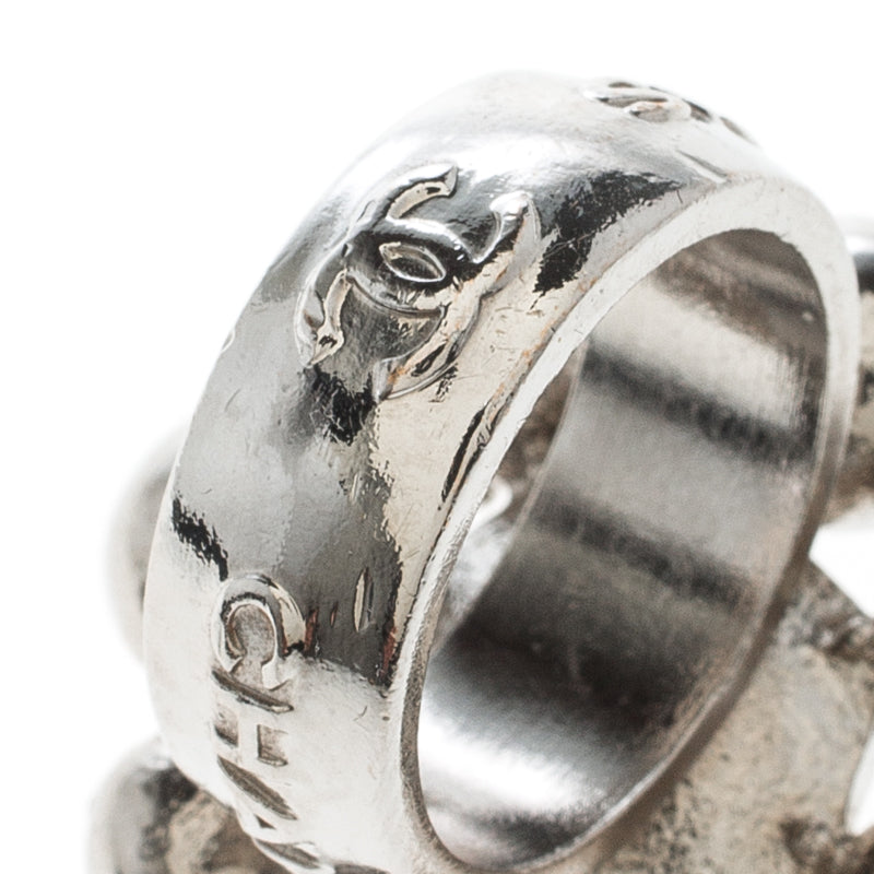 CHANEL CC EMBELLISHED CRYSTAL FLOWER SILVER TONE COCKTAIL RING