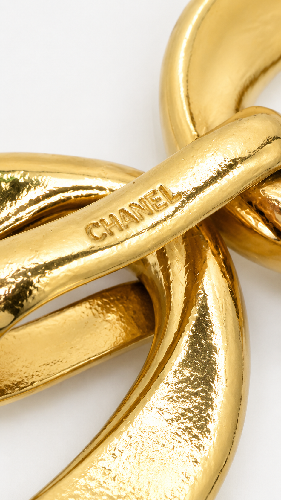 CHANEL VINTAGE LARGE OVAL LINK CHOKER NECKLACE 1980’S
