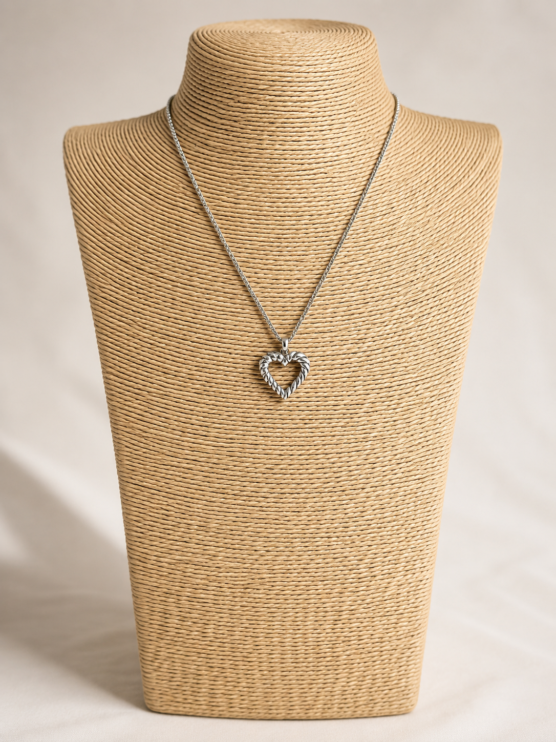 Tiffany & Co Silver Heart Rope Necklace Pendant Charm Twisted 18”