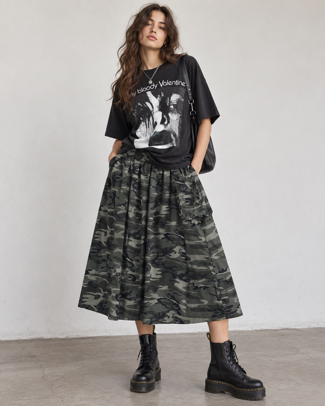 Women's Camouflage Cargo Midi Skirt with Elastic Waist
